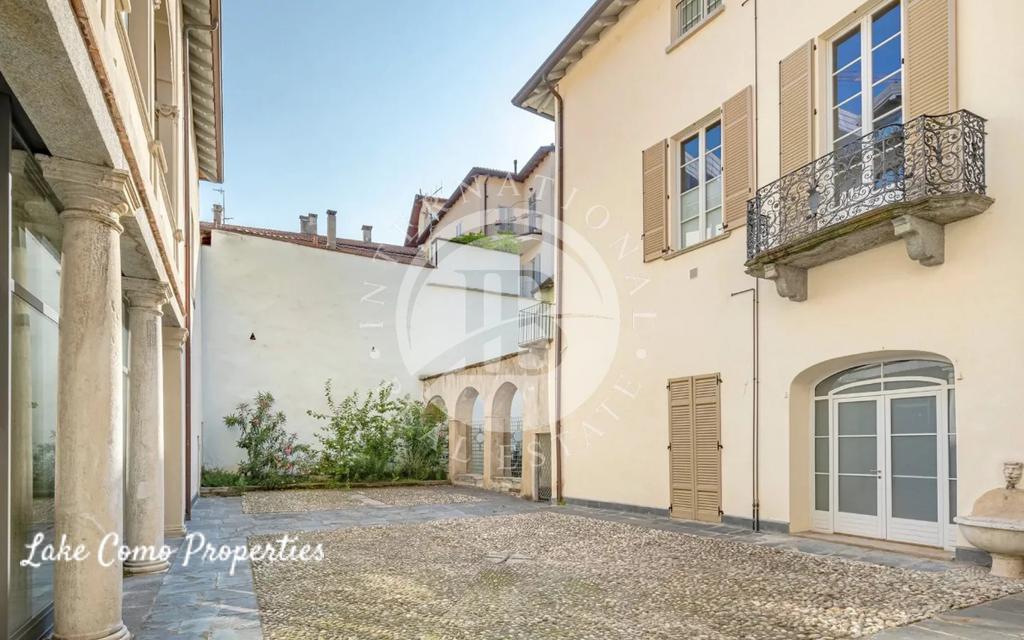 28 room apartment in Lake Como, photo #10, listing #105070056