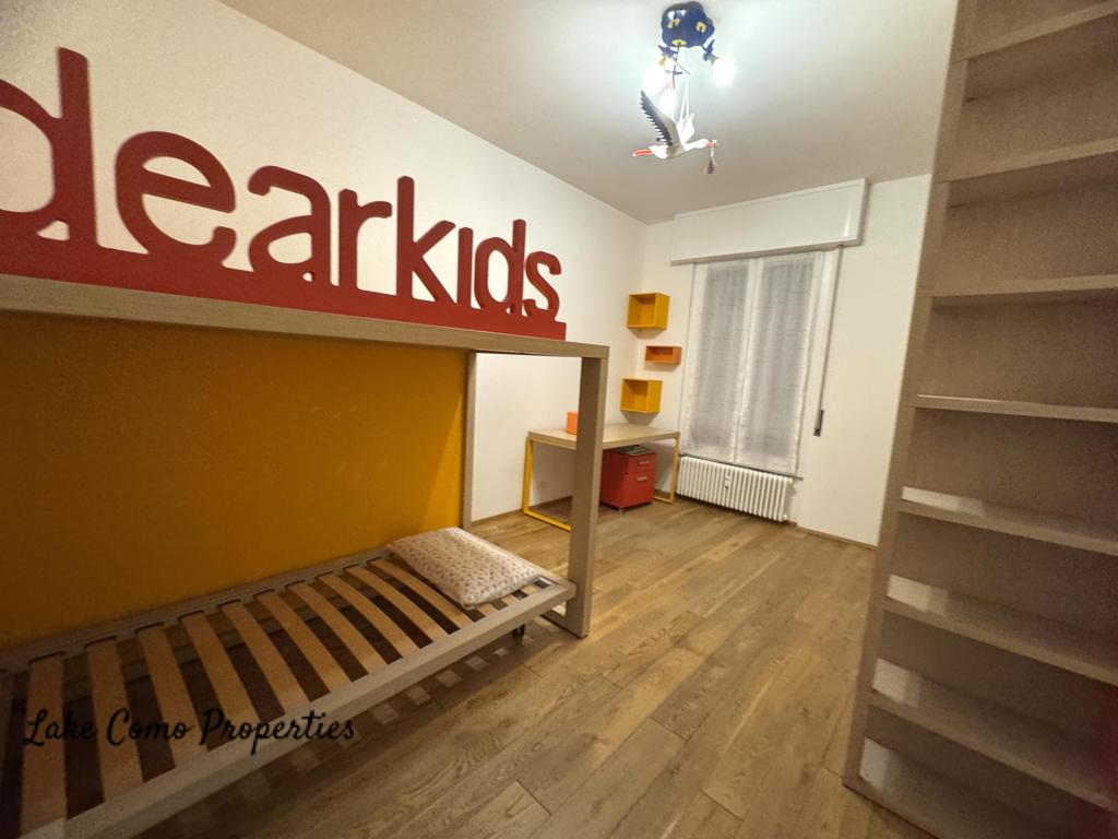 5 room apartment in Lake Como, 135 m², photo #9, listing #104286336