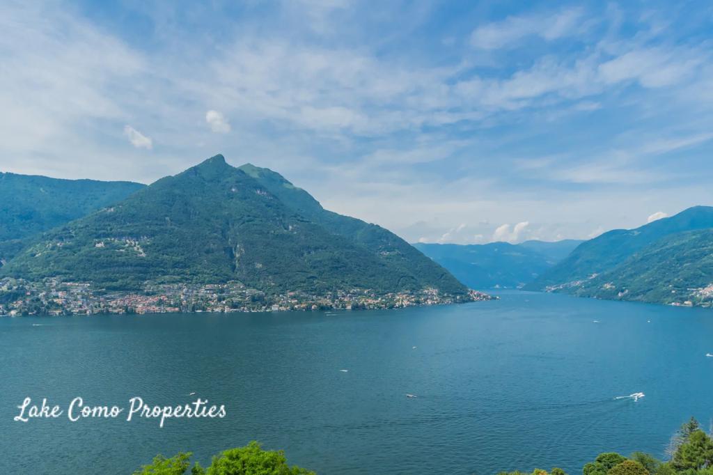 8 room house in Faggeto Lario, photo #8, listing #103238688