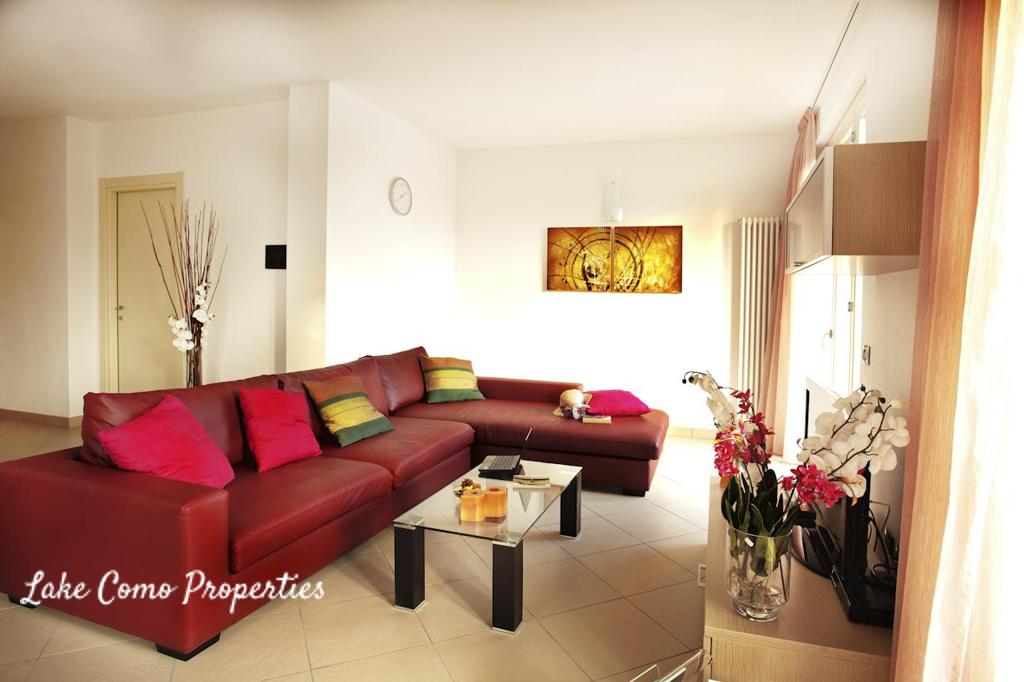 Apartment in Griante, 300 m², photo #2, listing #62565972