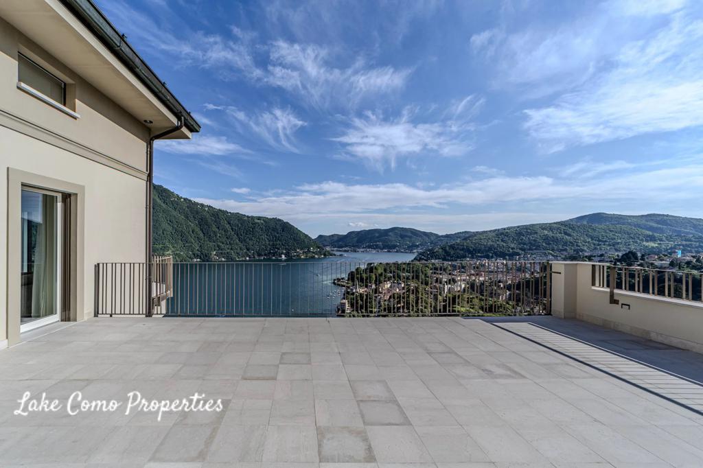 4 room apartment in Cernobbio, photo #1, listing #106636824