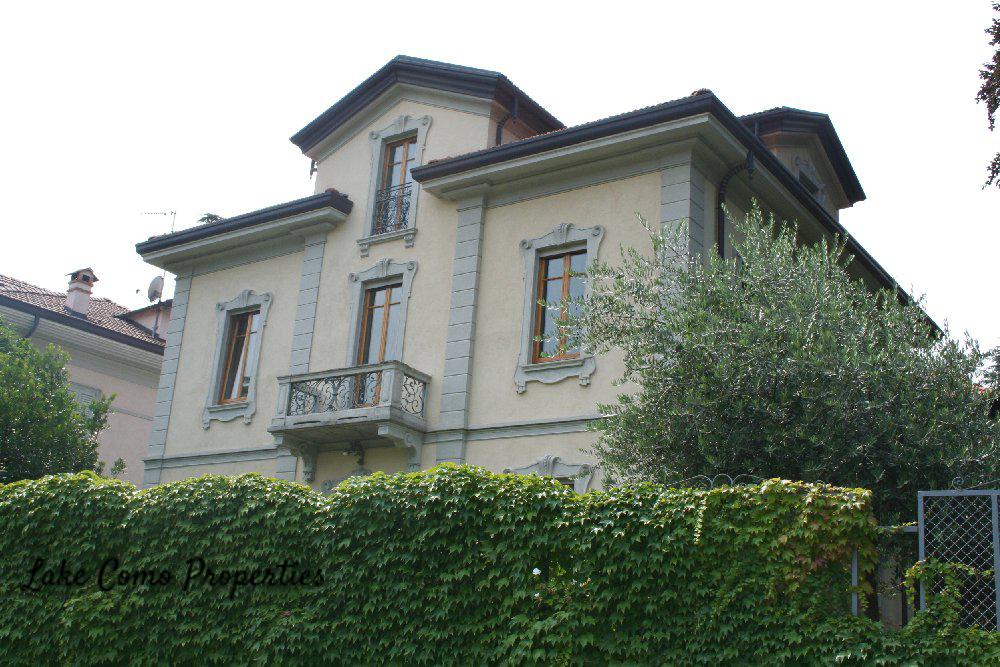 House in Cernobbio, 500 m², photo #1, listing #74844798