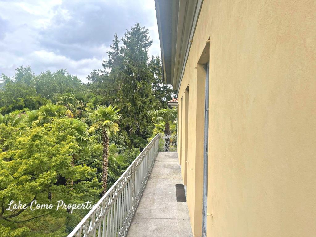8 room apartment in Lake Como, photo #5, listing #90419952