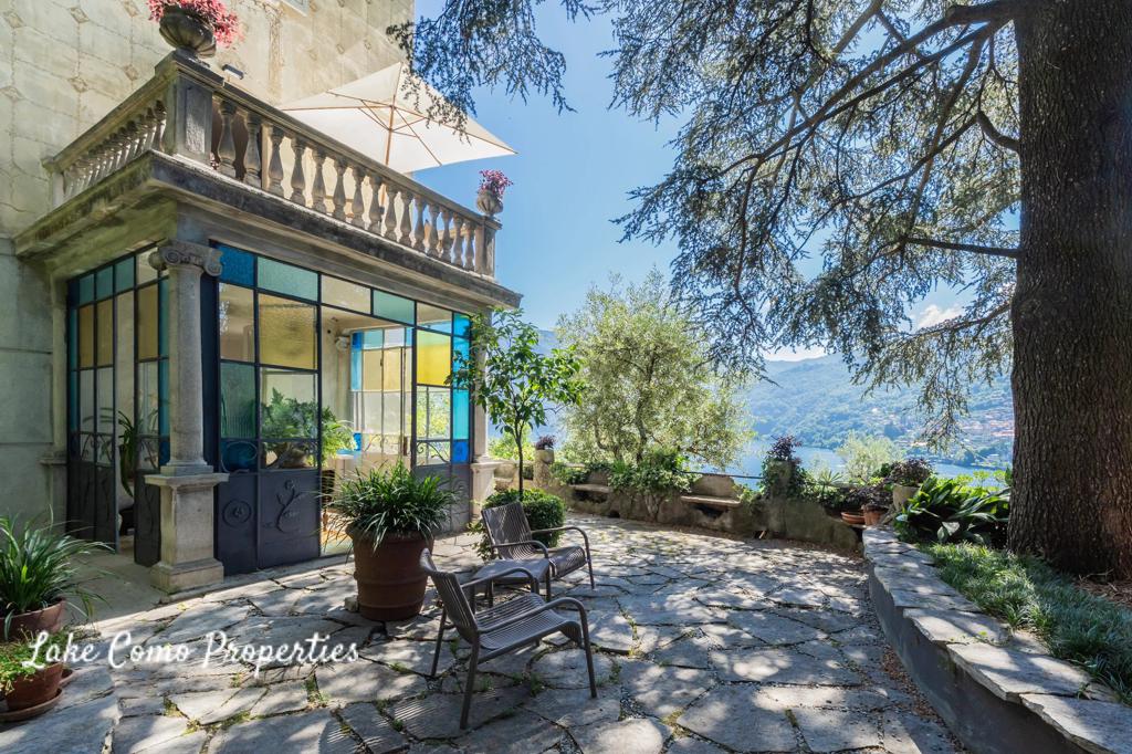 6 room house in Moltrasio, photo #7, listing #106610574
