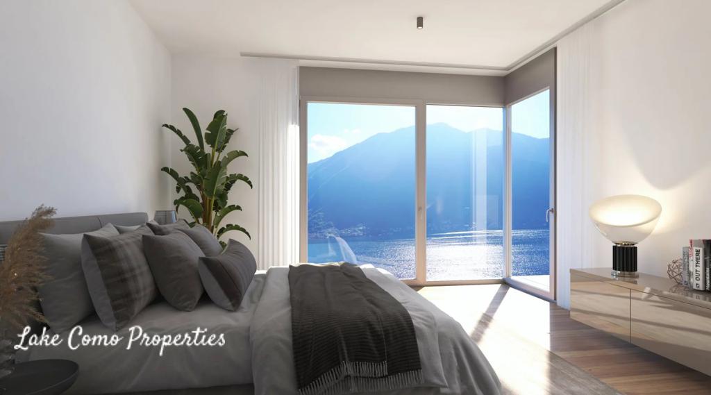 9 room house in Sala Comacina, photo #10, listing #98453040