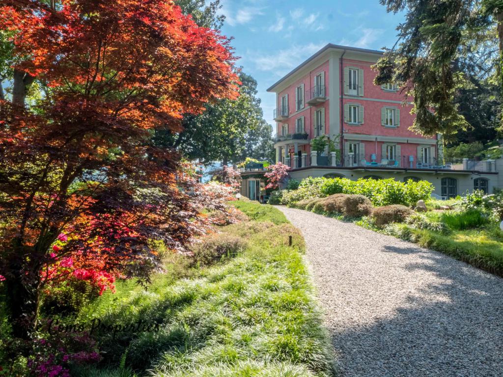 25 room house in Lake Como, photo #8, listing #106773408