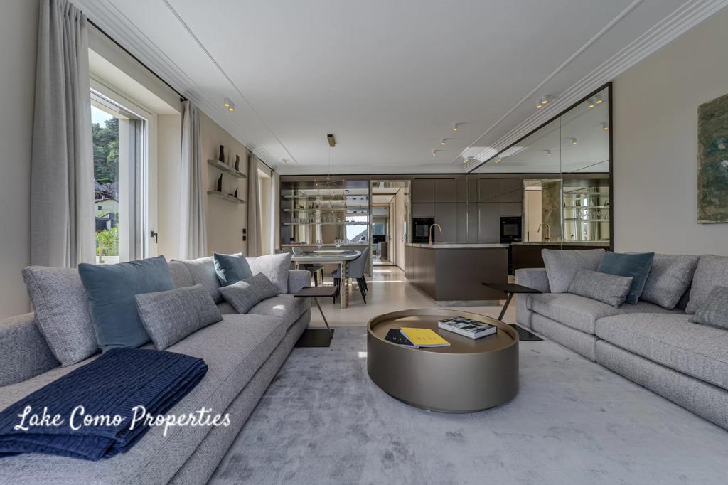 4 room apartment in Cernobbio, photo #8, listing #106636824