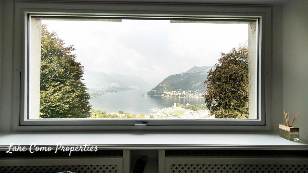 5 room apartment in Lake Como, photo #10, listing #85236438