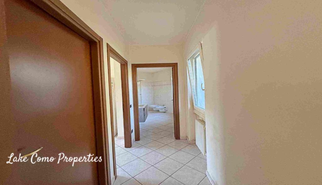 3 room apartment in Lake Como, 70 m², photo #8, listing #106201494
