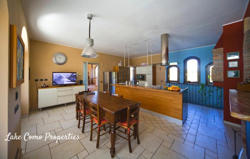 15 room house in Lake Como, photo #4, listing #85235346