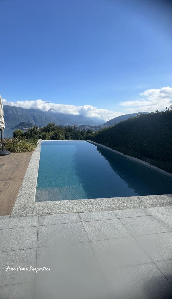 7 room house in Griante, 350 m², photo #3, listing #101374938