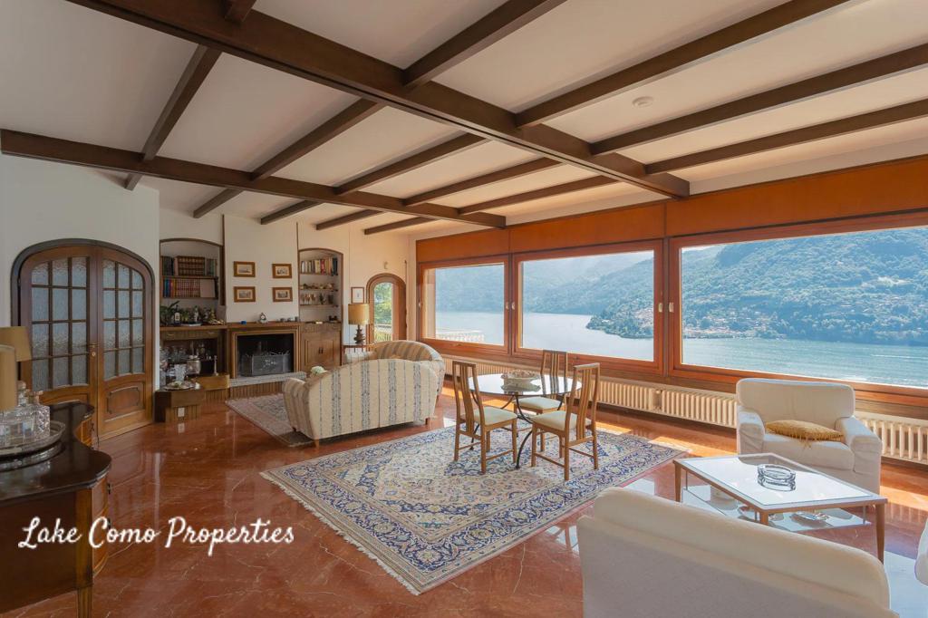 11 room house in Moltrasio, photo #10, listing #89767944