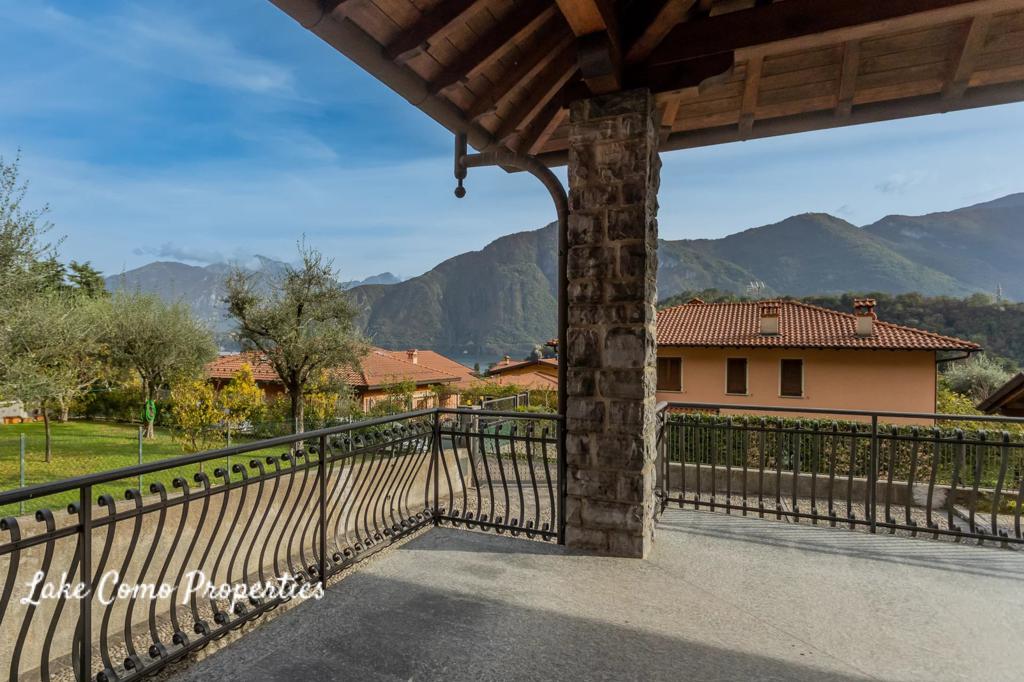 8 room house in Lake Como, photo #5, listing #91614432
