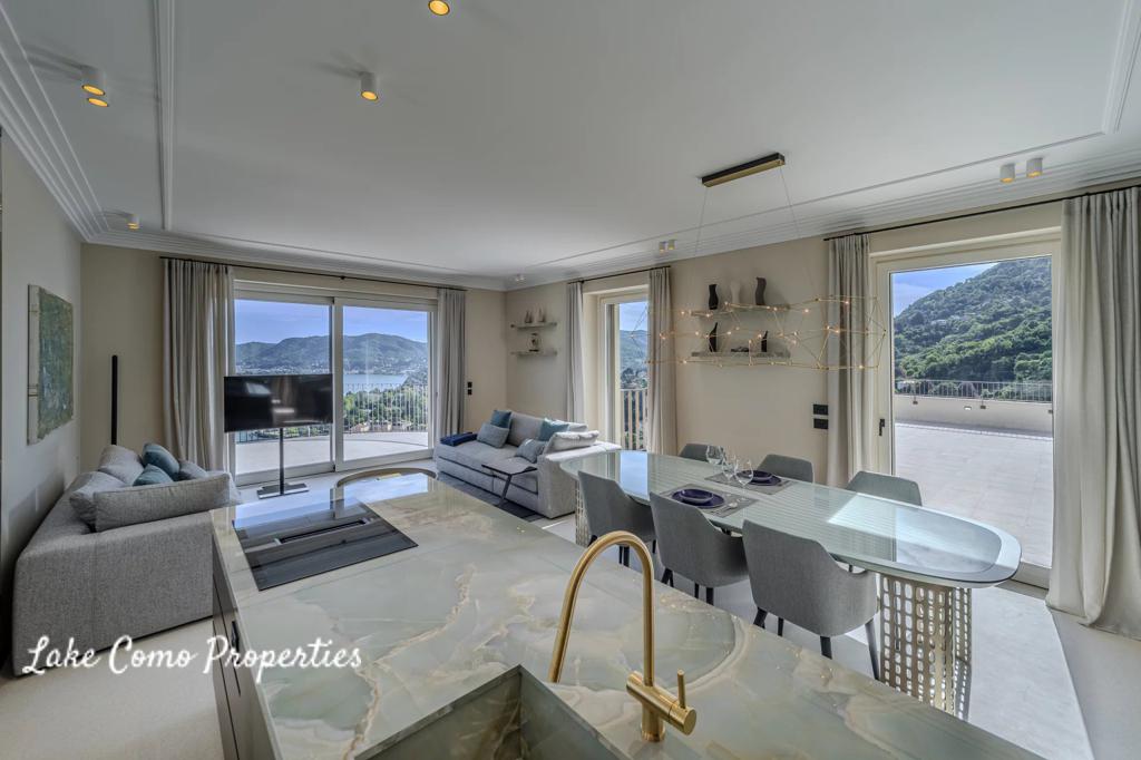 4 room apartment in Cernobbio, photo #7, listing #106636824