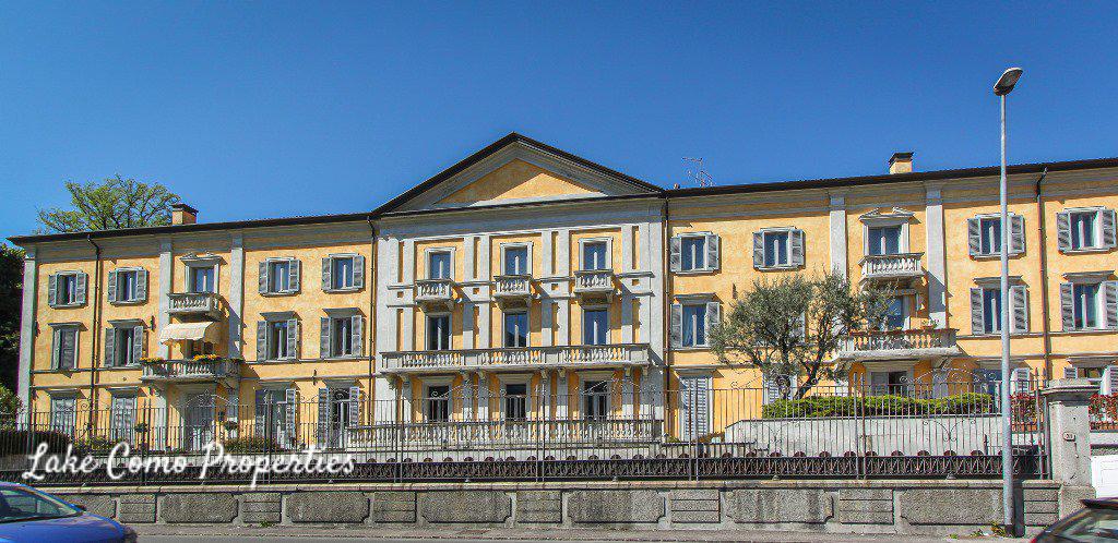 House in Cernobbio, 500 m², photo #1, listing #74656974