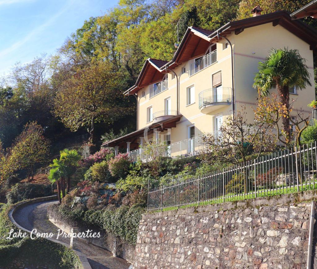 House in Lake Como, 450 m², photo #1, listing #102968712