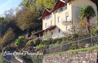 House in Lake Como, 450 m²