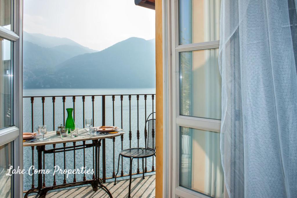 Apartment in Lake Como, photo #2, listing #98861070