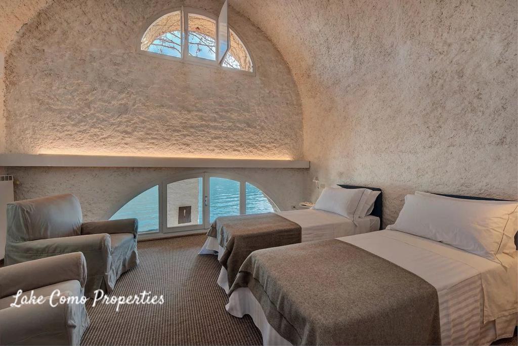 10 room house in Lake Como, photo #9, listing #106208718