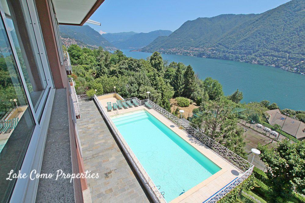 6 room apartment in Lake Como, photo #1, listing #85233918