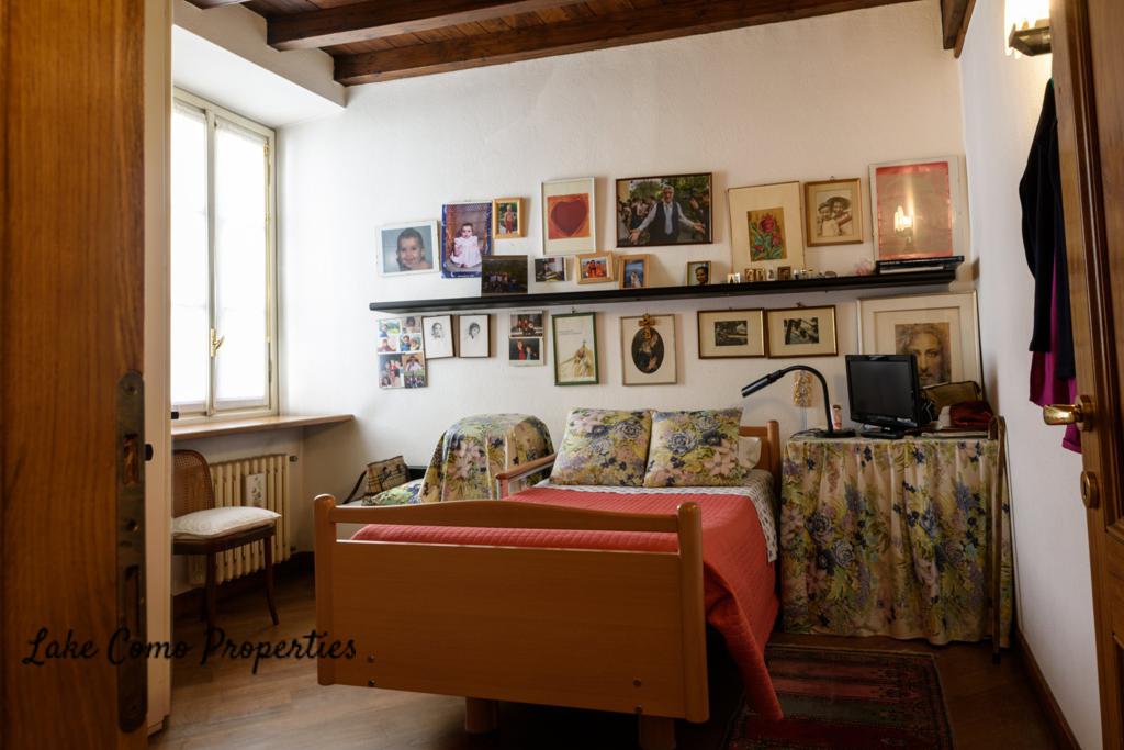 5 room apartment in Lake Como, photo #8, listing #85241478
