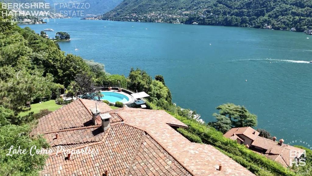 10 room house in Lake Como, photo #4, listing #106773450
