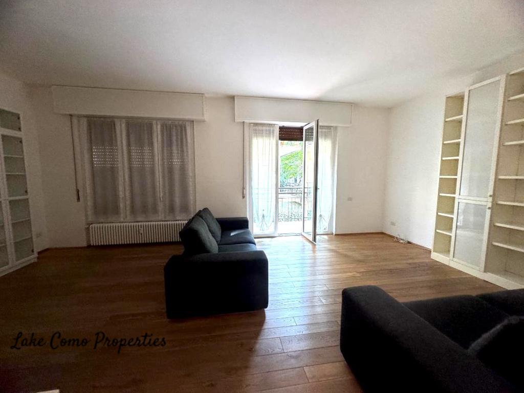 5 room apartment in Lake Como, 135 m², photo #4, listing #104286336