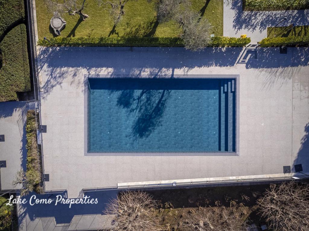 Apartment in Lake Como, photo #2, listing #105094752