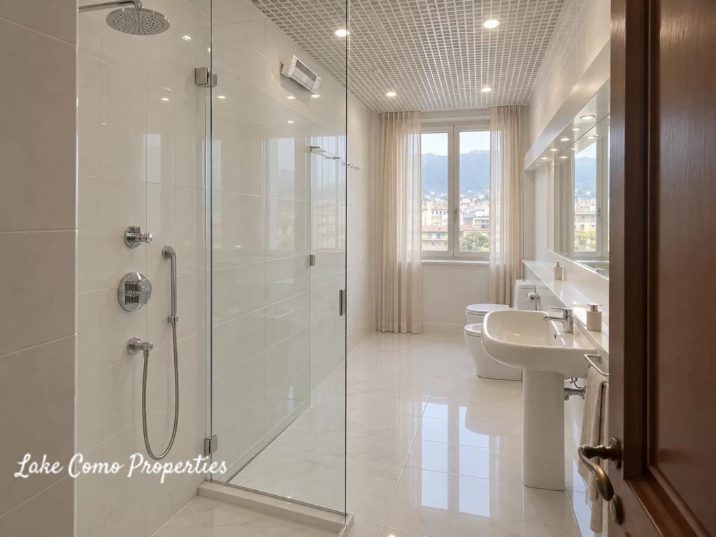 3 room apartment in Lake Como, photo #8, listing #105704718