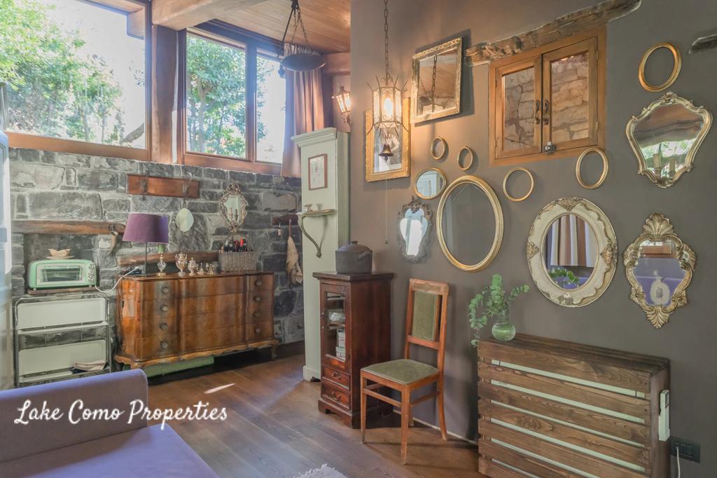 6 room house in Faggeto Lario, photo #4, listing #105067788