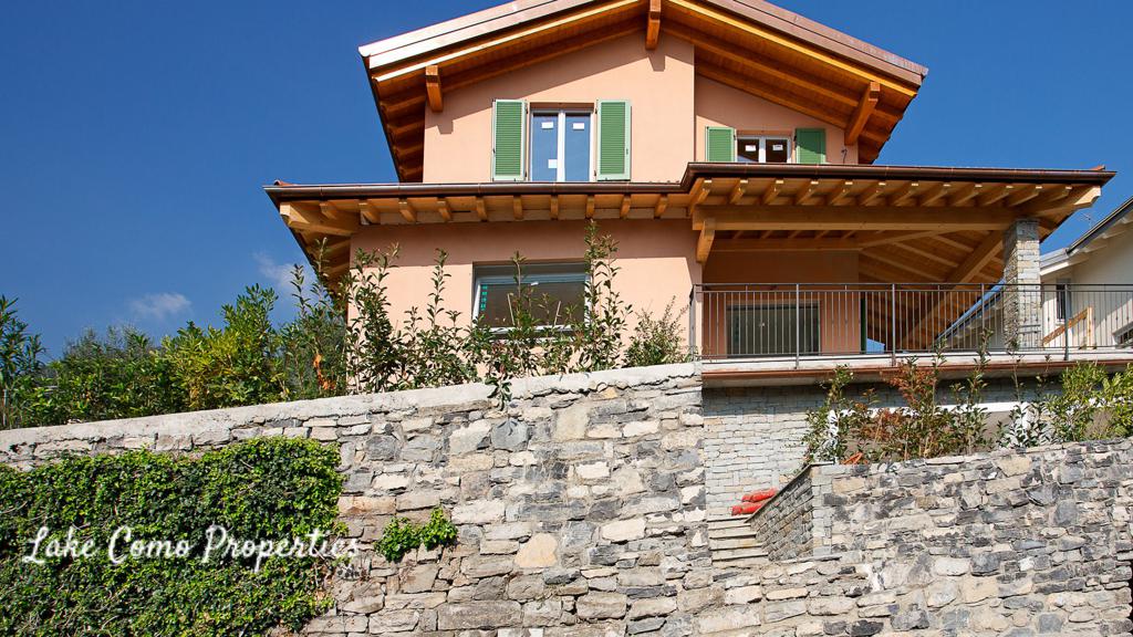 5 room house in Ossuccio, 300 m², photo #1, listing #73105284