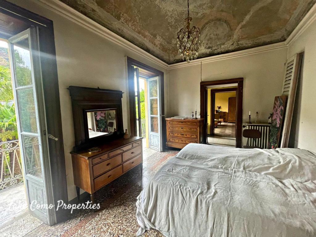 8 room apartment in Lake Como, photo #4, listing #90419952