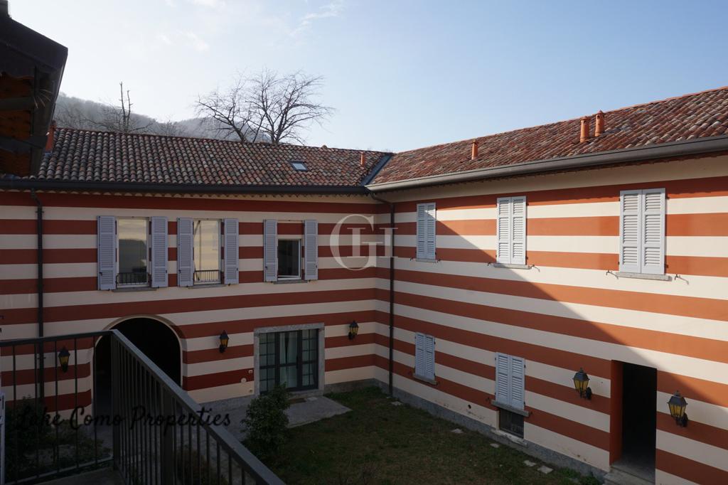 7 room apartment in Lake Como, 230 m², photo #3, listing #102967452
