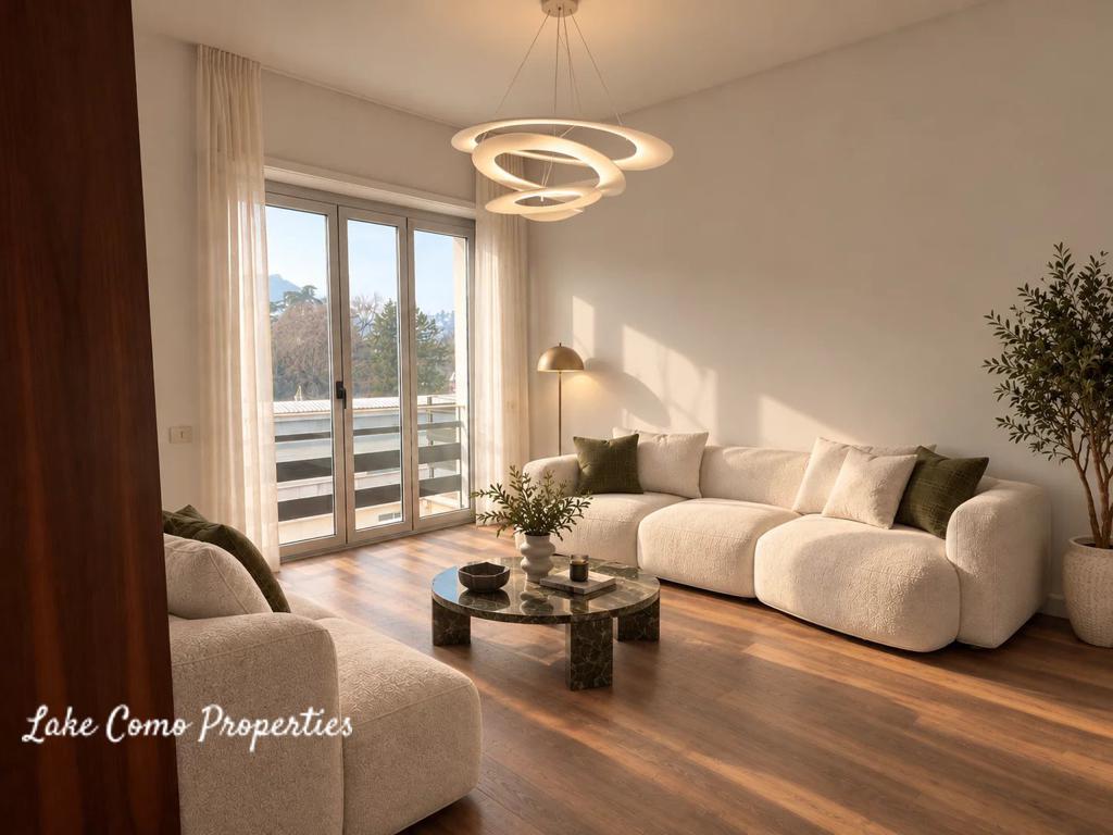 3 room apartment in Lake Como, photo #2, listing #105704718