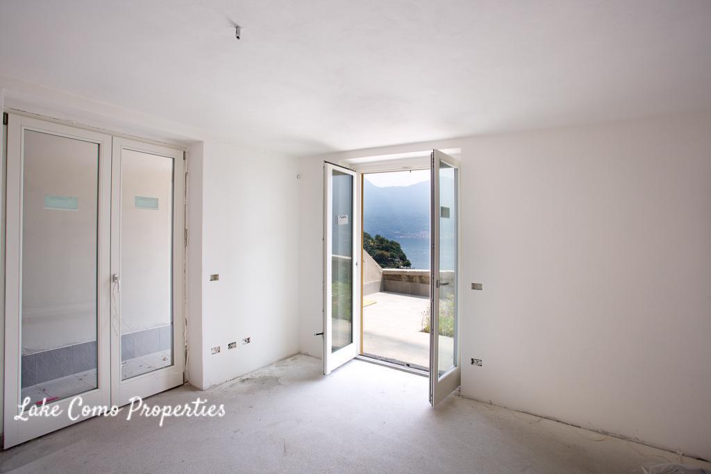 House in Sala Comacina, 301 m², photo #2, listing #54695802