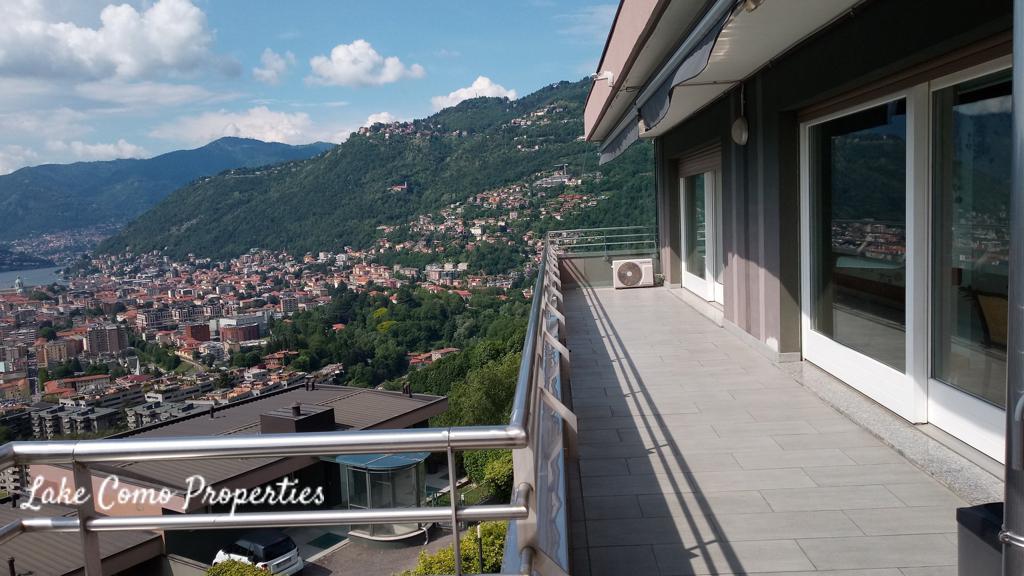 Apartment in Lake Como, 153 m², photo #1, listing #74656890