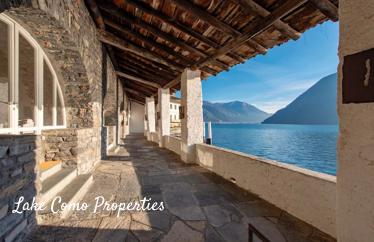 10 room house in Lake Como