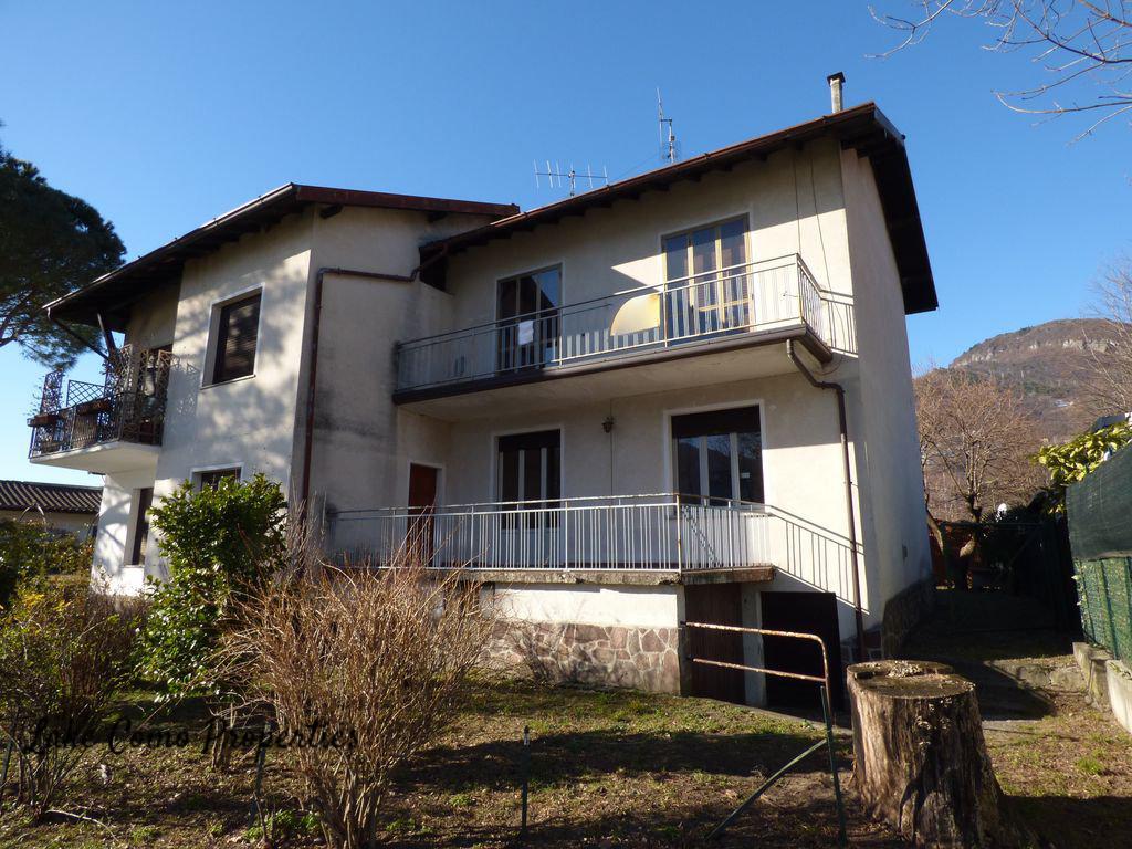 House in Domaso, 190 m², photo #1, listing #74808006