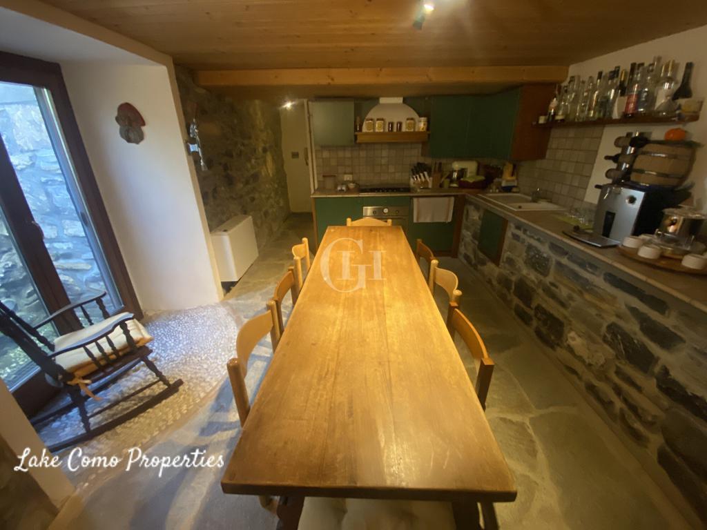 9 room house in Cernobbio, 200 m², photo #3, listing #103108194