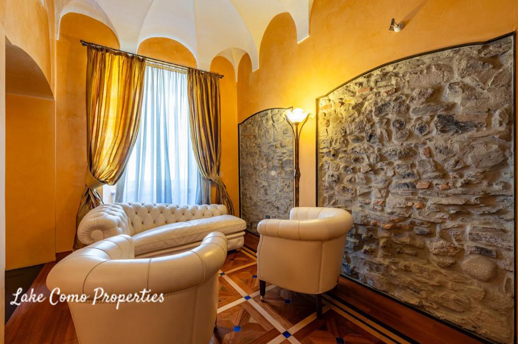 Apartment in Lake Como, photo #9, listing #107290932