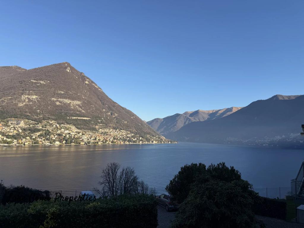 5 room apartment in Torno, photo #3, listing #106036308