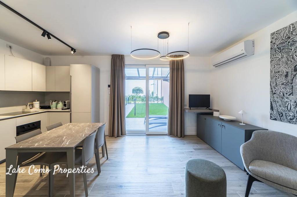 Apartment in Lake Como, photo #6, listing #105094752