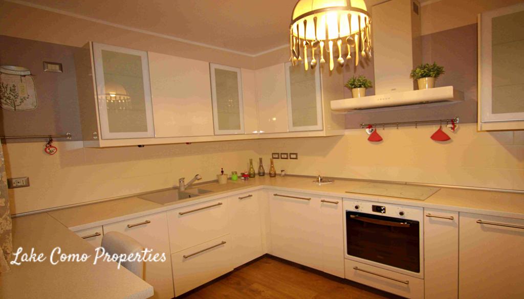 4 room apartment in Lecco, 160 m², photo #8, listing #105802872