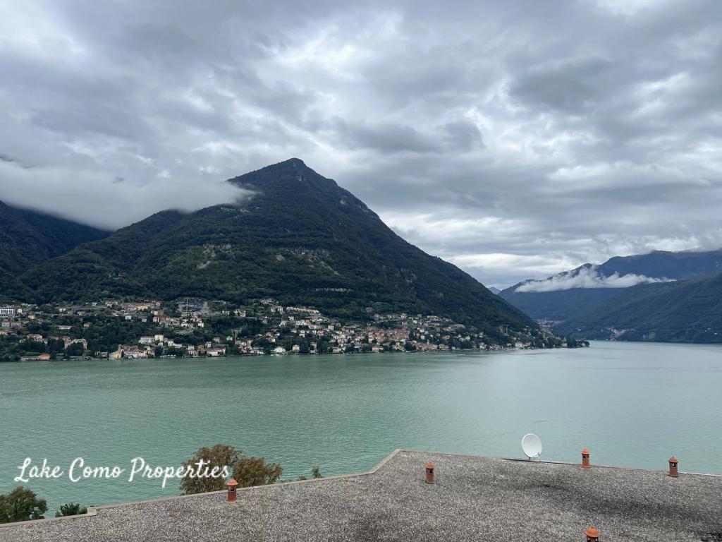 5 room apartment in Torno, photo #5, listing #106036308