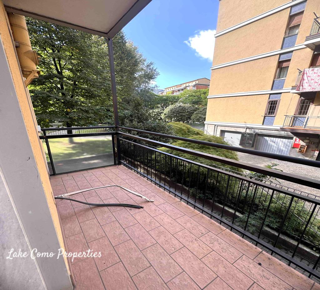 5 room apartment in Lake Como, 135 m², photo #2, listing #104286336