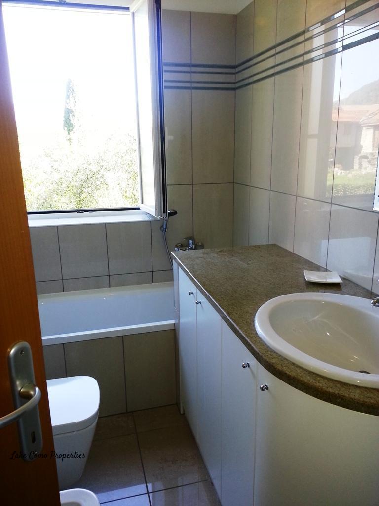 Apartment in Lake Como, 80 m², photo #10, listing #33959184