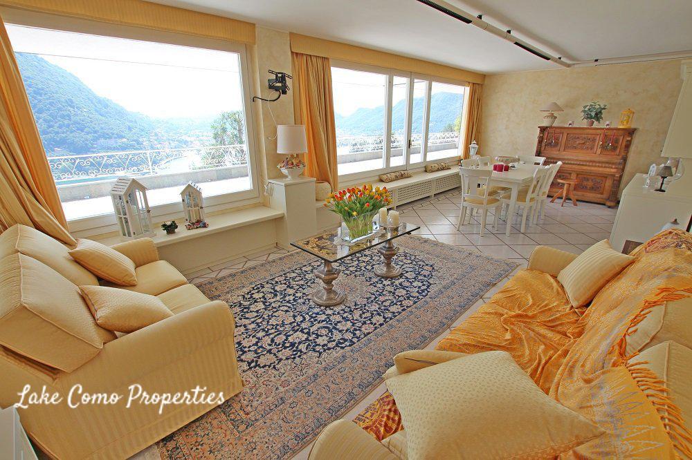 6 room apartment in Lake Como, photo #3, listing #85233918