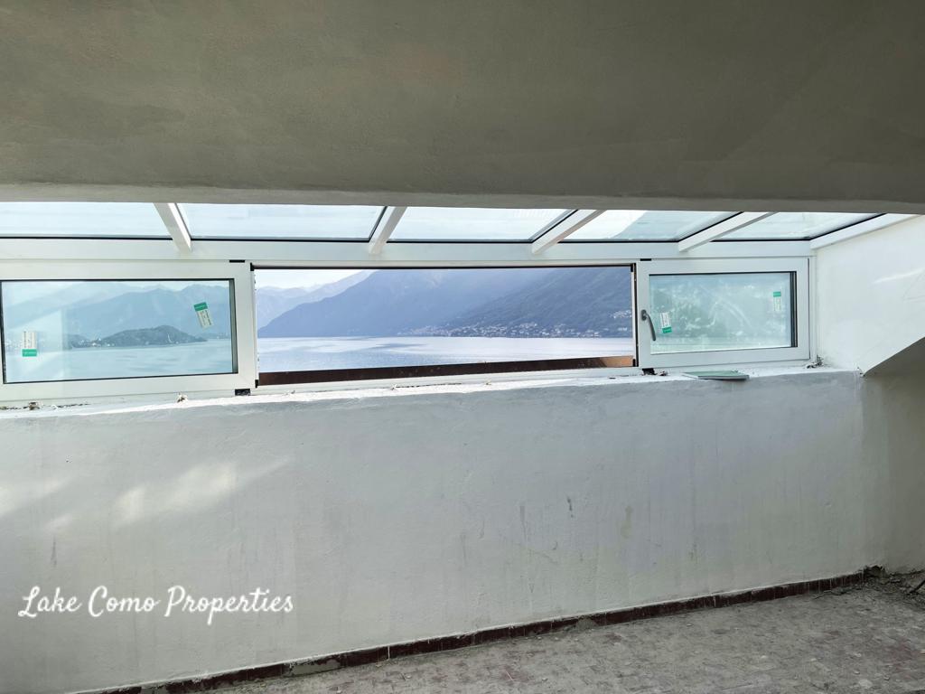 5 room apartment in Argegno, photo #4, listing #91426482