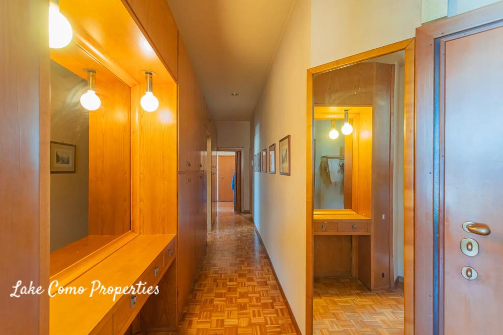 5 room apartment in Lake Como, photo #8, listing #91426566
