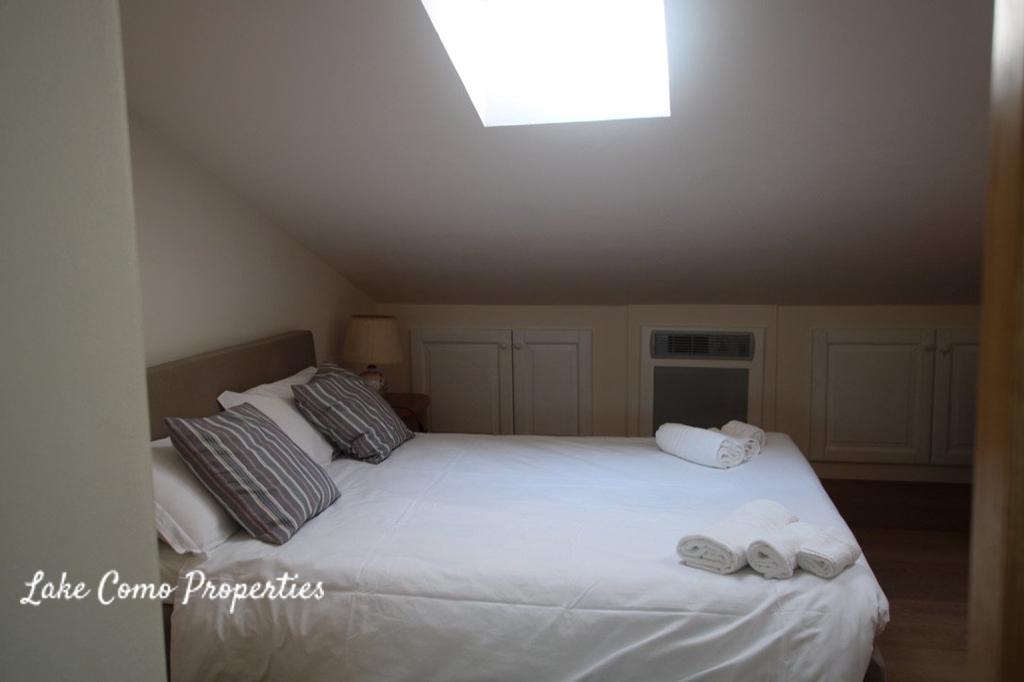 7 room house in Griante, 350 m², photo #10, listing #101374938